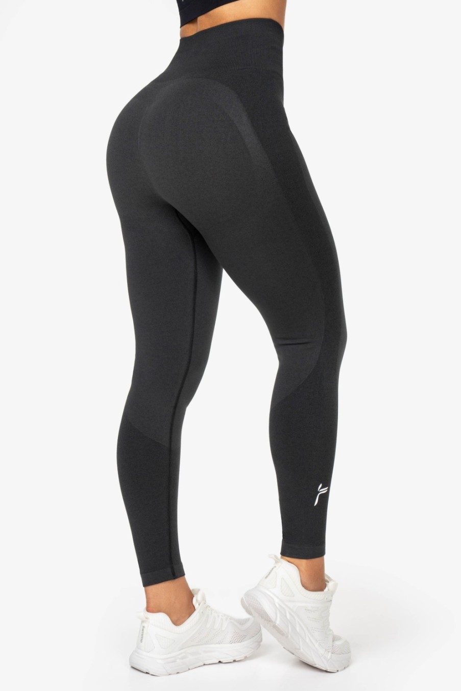 comfortable seamless tights Dark Grey Wave Leggings from Famme sportswear